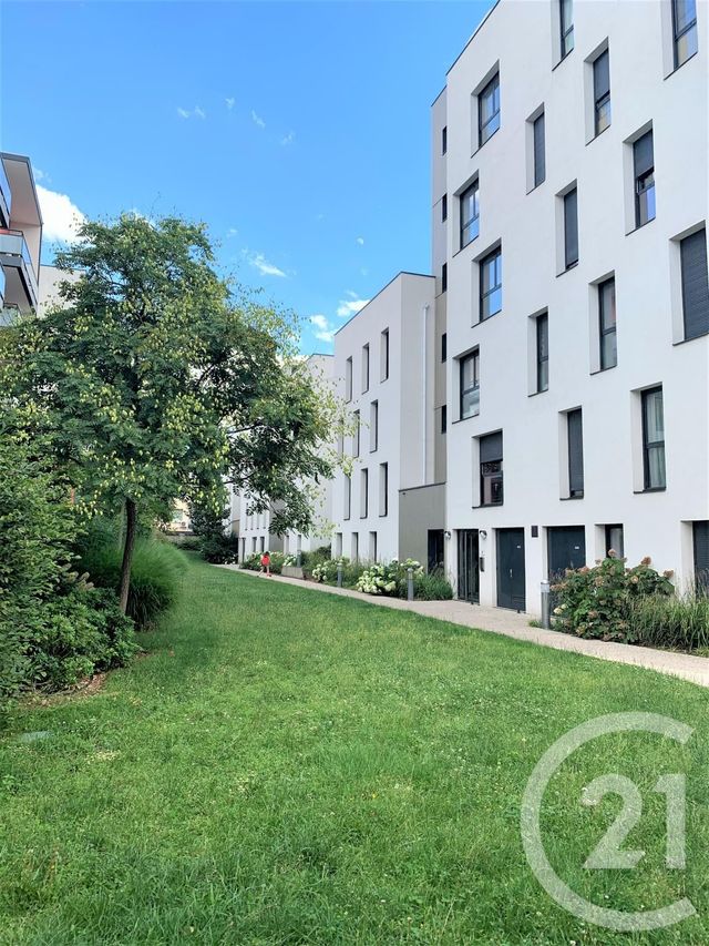 Appartement T4 à louer - 4 pièces - 77.27 m2 - LYON - 69008 - RHONE-ALPES - Century 21 K.P.I