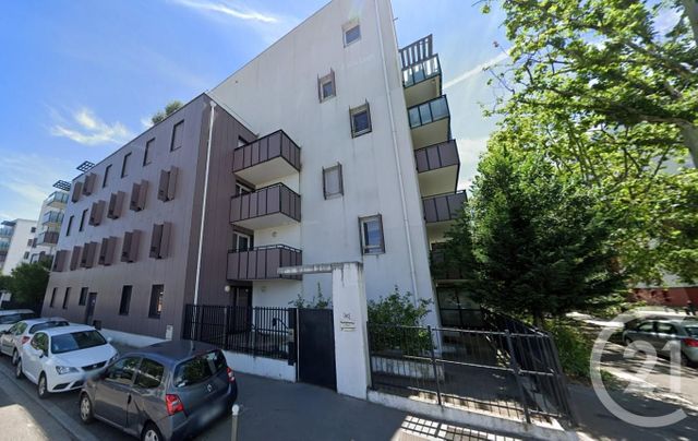 Appartement T3 à vendre - 3 pièces - 66.57 m2 - ST FONS - 69 - RHONE-ALPES - Century 21 K.P.I